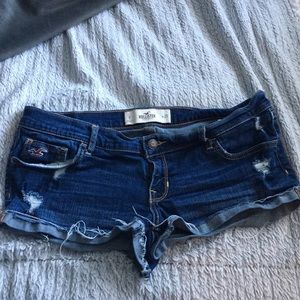 Hollister shorty denim shorts